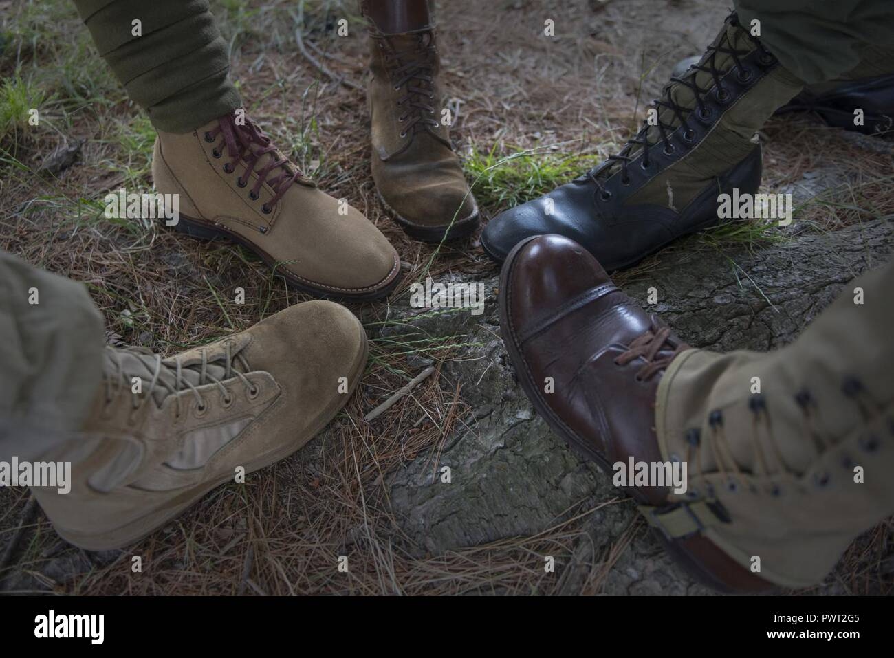 army basic issue boots