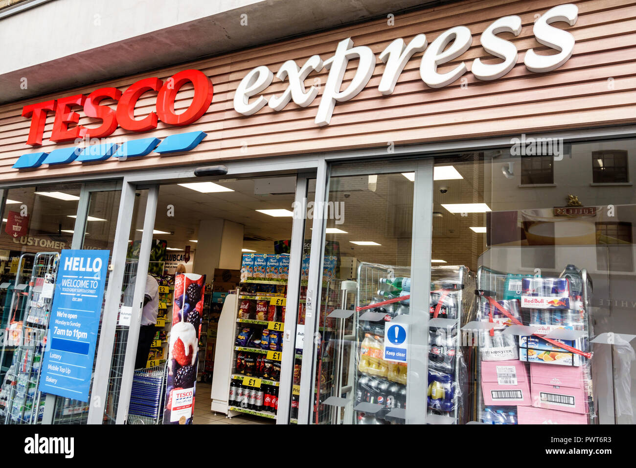 London England,UK,Southwark,Tesco Express,grocery supermarket convenience store,exterior,front entrance,sign,open door,UK GB English Europe,UK18082013 Stock Photo