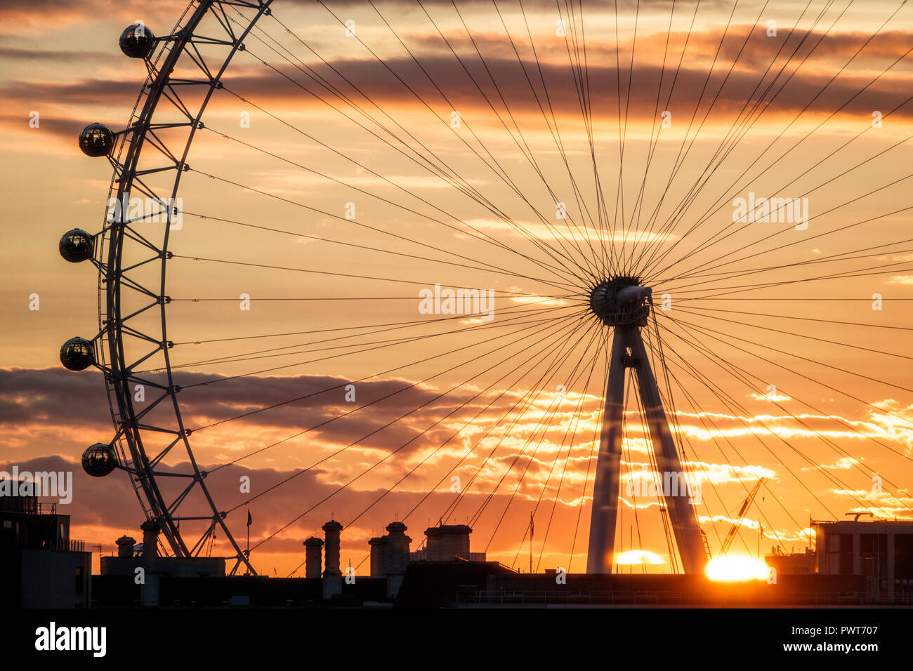 London England,UK,Lambeth South Bank,London Eye,giant Ferris wheel,observation wheel,attraction,Marks Barfield Architects,sunset,UK GB English Europe, Stock Photo