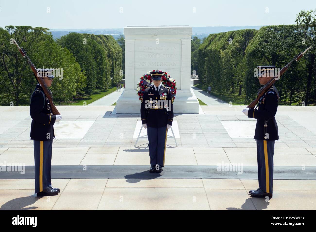 Staff SGT Ruth Hanks, tomb guard sentinel, 3rd U.S. Infantry Regiment ...