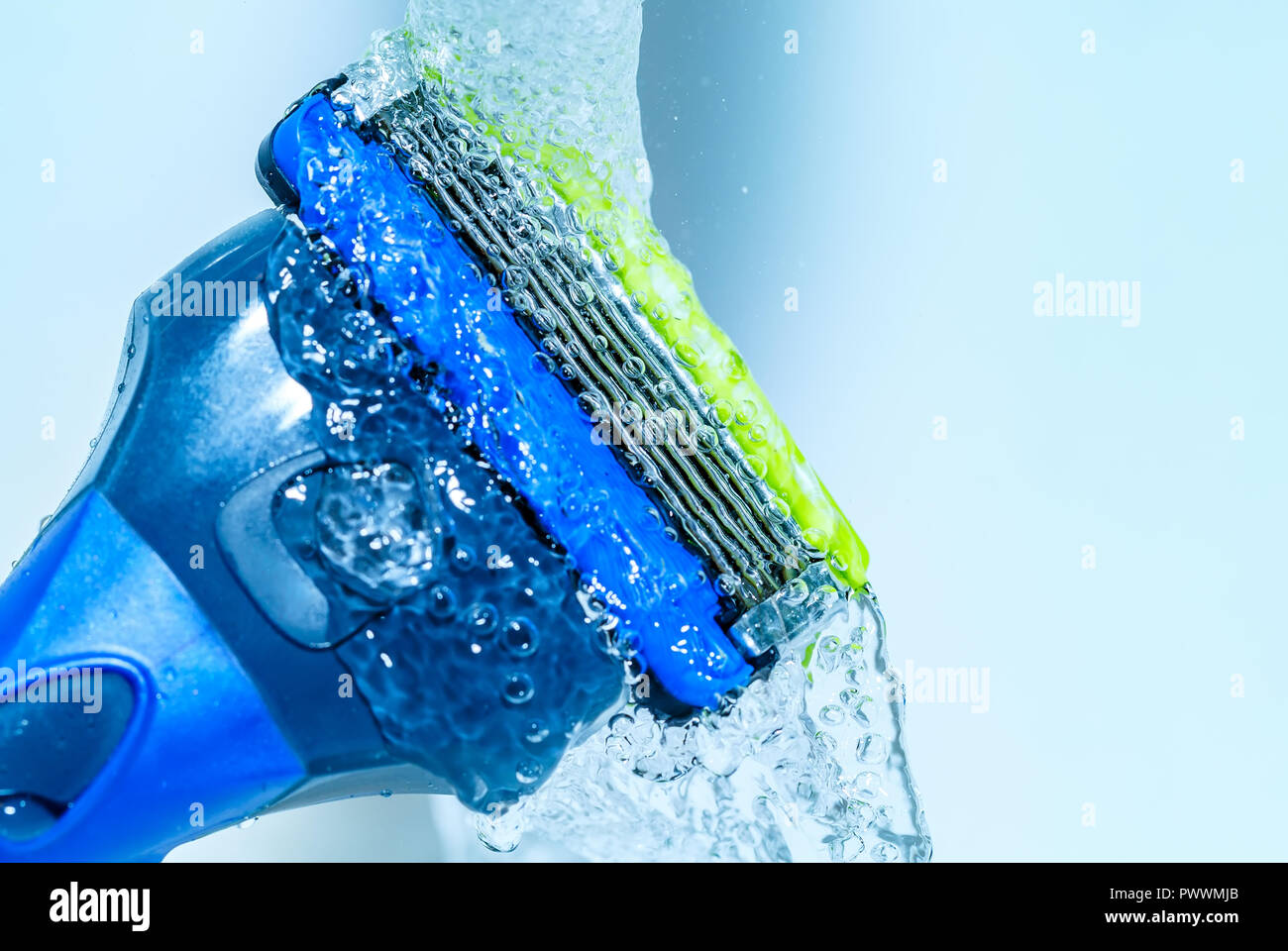 Razor close up hi-res stock photography and images - Alamy