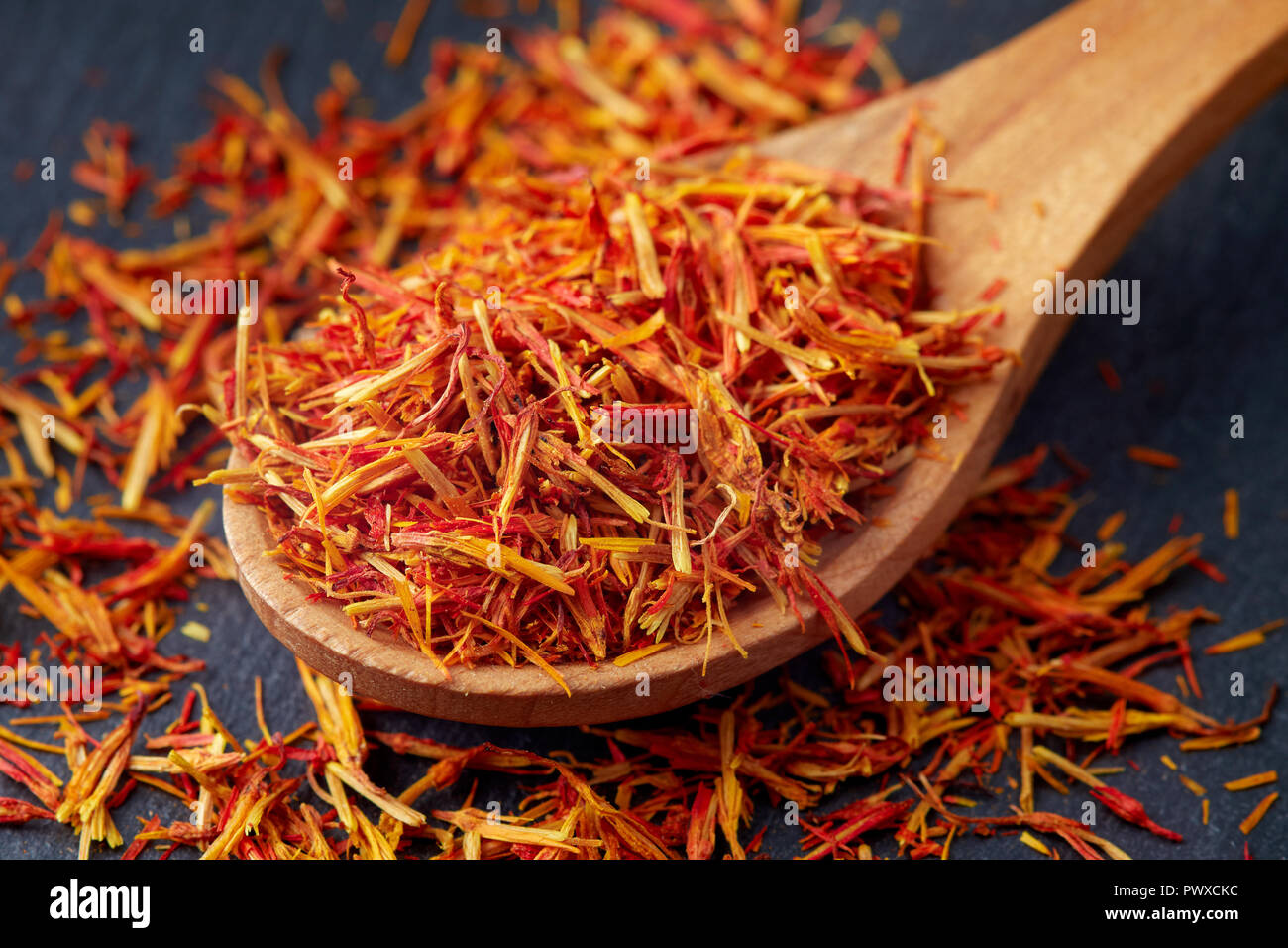 шафран выжимка. чем можно заменить шафран. имеретинский шафран молотый. шафран адама. шафран в узбекистане.