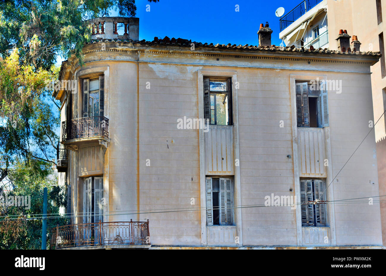 Windows in the City, Urban Exploration, Beauty of the Architectural ...