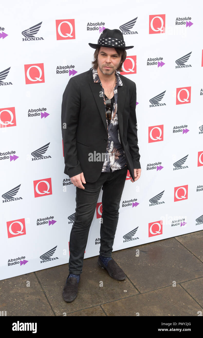 London, UK. 17th Oct 2018. The Round House Chalk Farm  Gaz Coombes arrives at the Q Awards 2018  in Association with Absolute Radio People In Picture: Gaz Coombes Credit: Dean Fardell / Alamy Live News Stock Photo