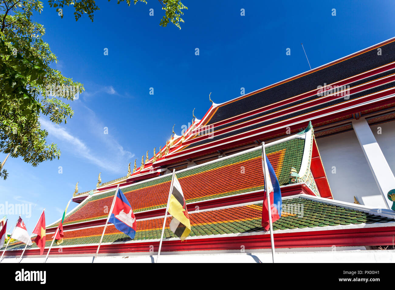 Roof of Wat Pho temple in Bangkok, Thailand Stock Photo