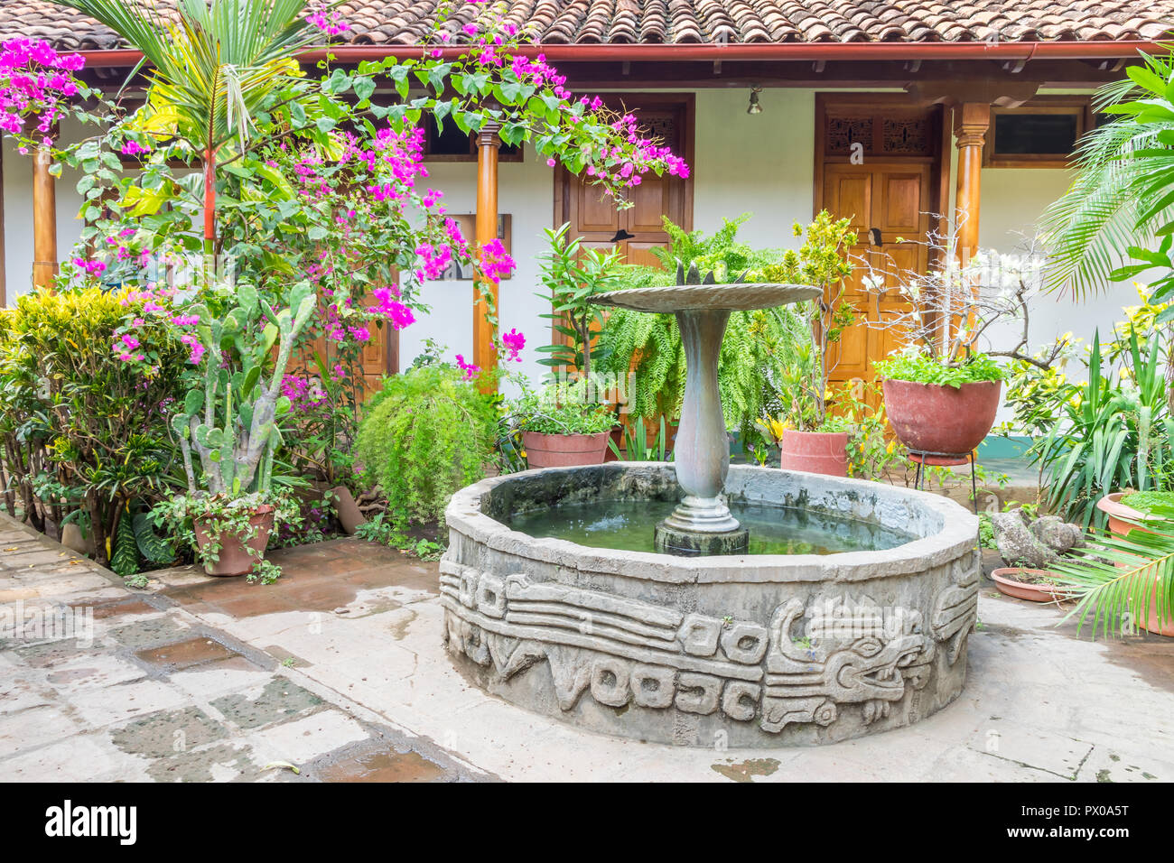 Inner courtyard of Casa de los tres mundos in Granada, Nicaragua, Central America Stock Photo