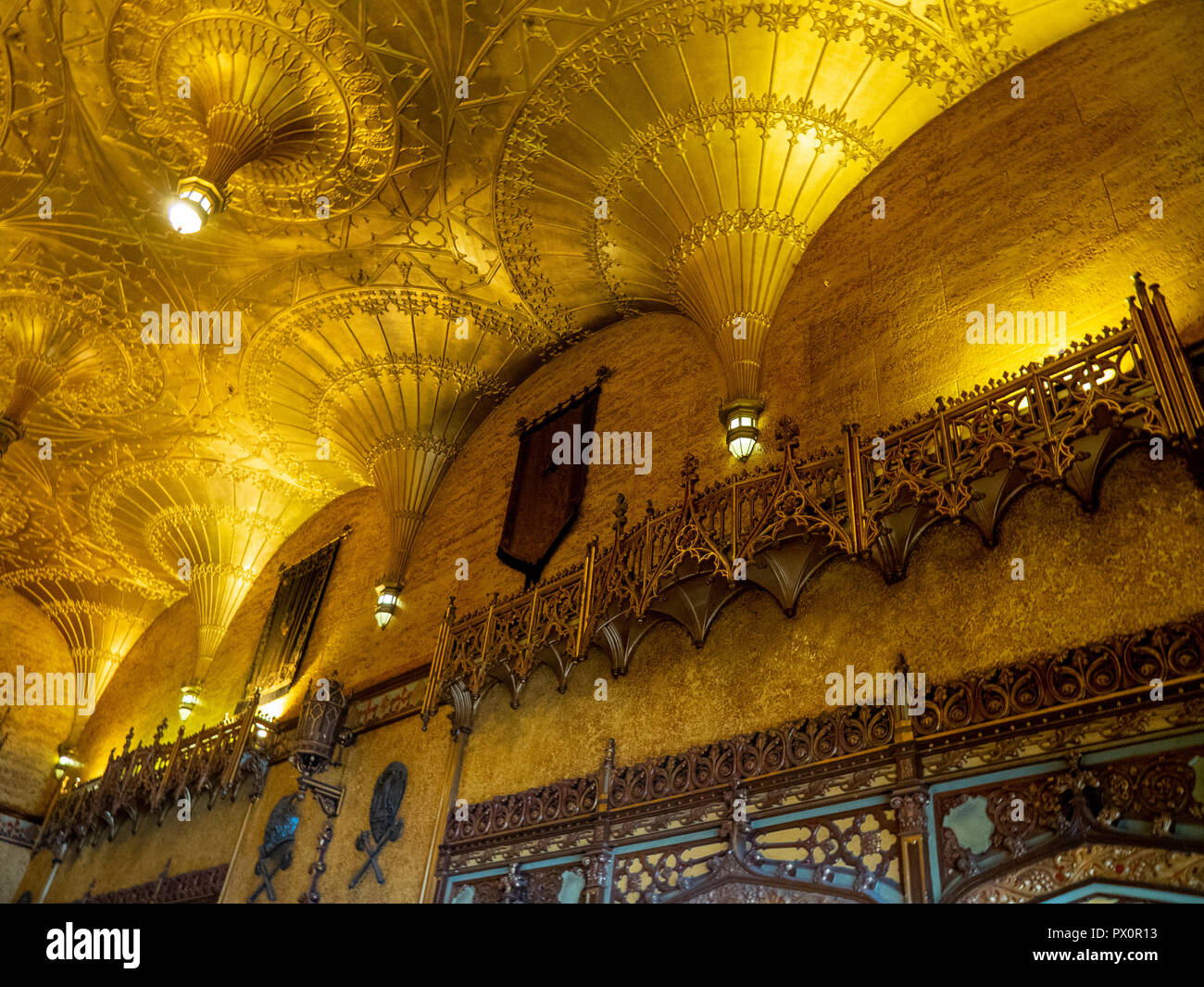 Fan Vaulted Ceiling And Gothic Style Foyer Of The State