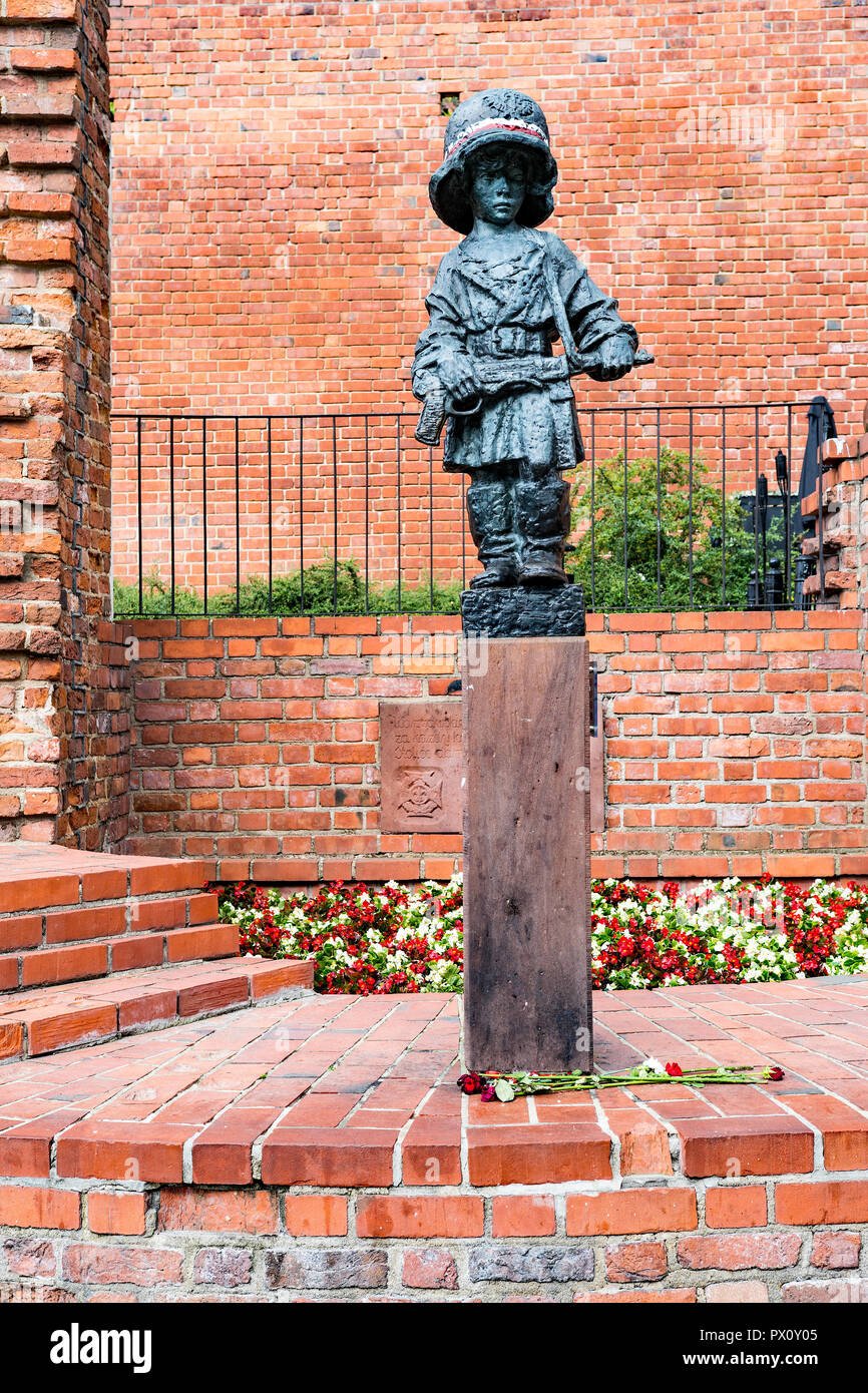 Little Insurgent statue symbol of Warsaw Stock Photo - Alamy