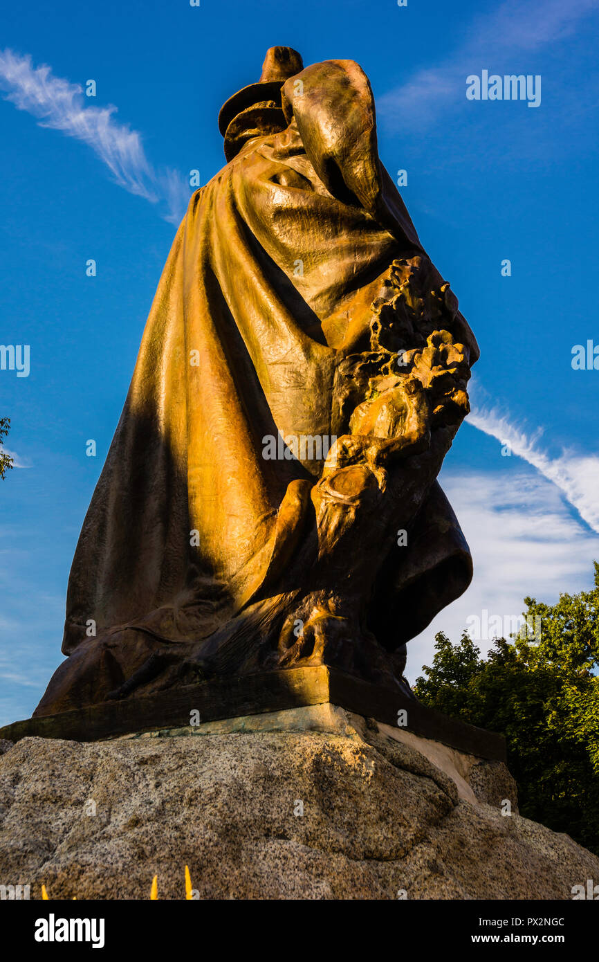 Roger Conant Statue Salem, Massachusetts, USA Stock Photo - Alamy