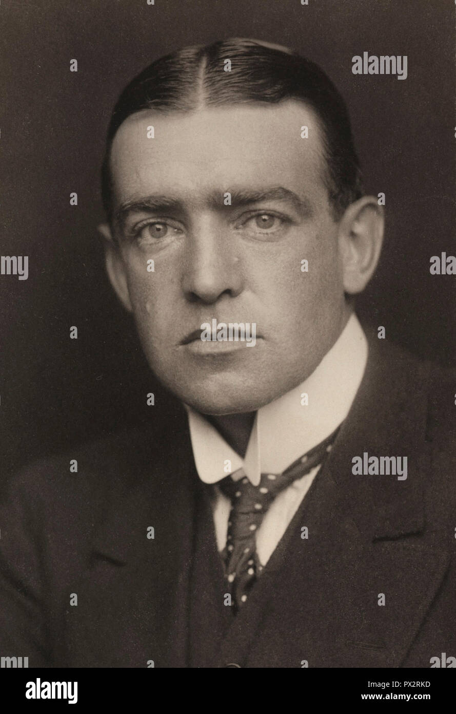 Sir Ernest H. Shackleton, British arctic explorer who participated in R. Scott's Antarctic expedition between 1901 and 1904, and was himself the leader of several expeditions. In 1907-09 he reached 88Â° 23' latitude South. 1909 Stock Photo