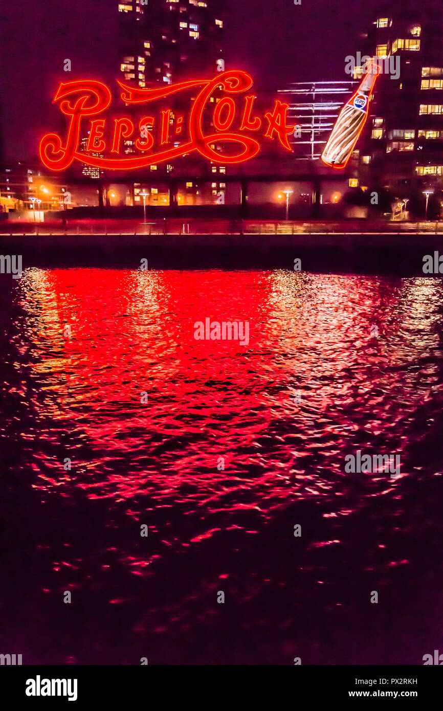 Gantry Plaza State Park Hunter's Point Queens   Long Island City, New York, USA Stock Photo
