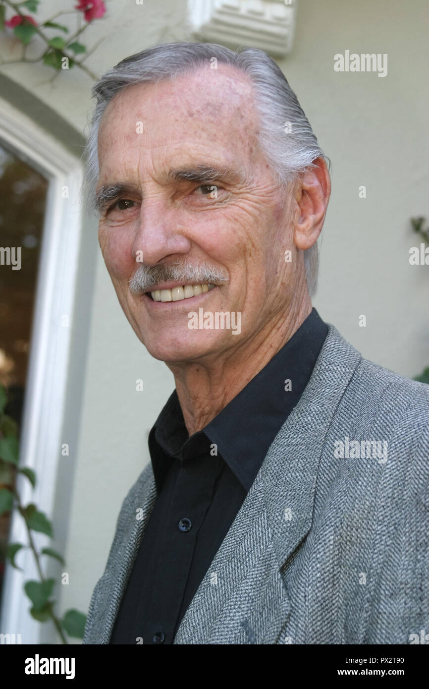 Dennis Weaver  05/22/04 'LIFT EV'RY VOTE' EVENT TO SUPPORT JOHN KERRY VICTORY 2004 @ Private Residence, Los Angeles Photo by Kazumi Nakamoto/HNW / PictureLux  May 22, 2004   File Reference # 33686 329HNWPLX Stock Photo