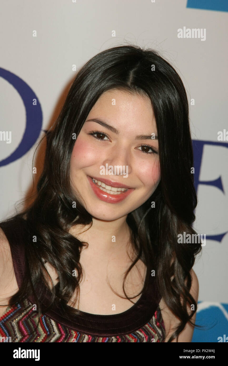 Miranda Cosgrove 02/20/08 "Penelope" Premiere @ Directors Guild of