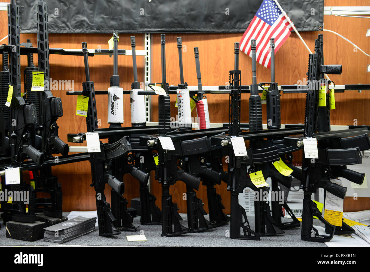 USA, Virginia, Front Royal, weapon department in super market rural king Stock Photo