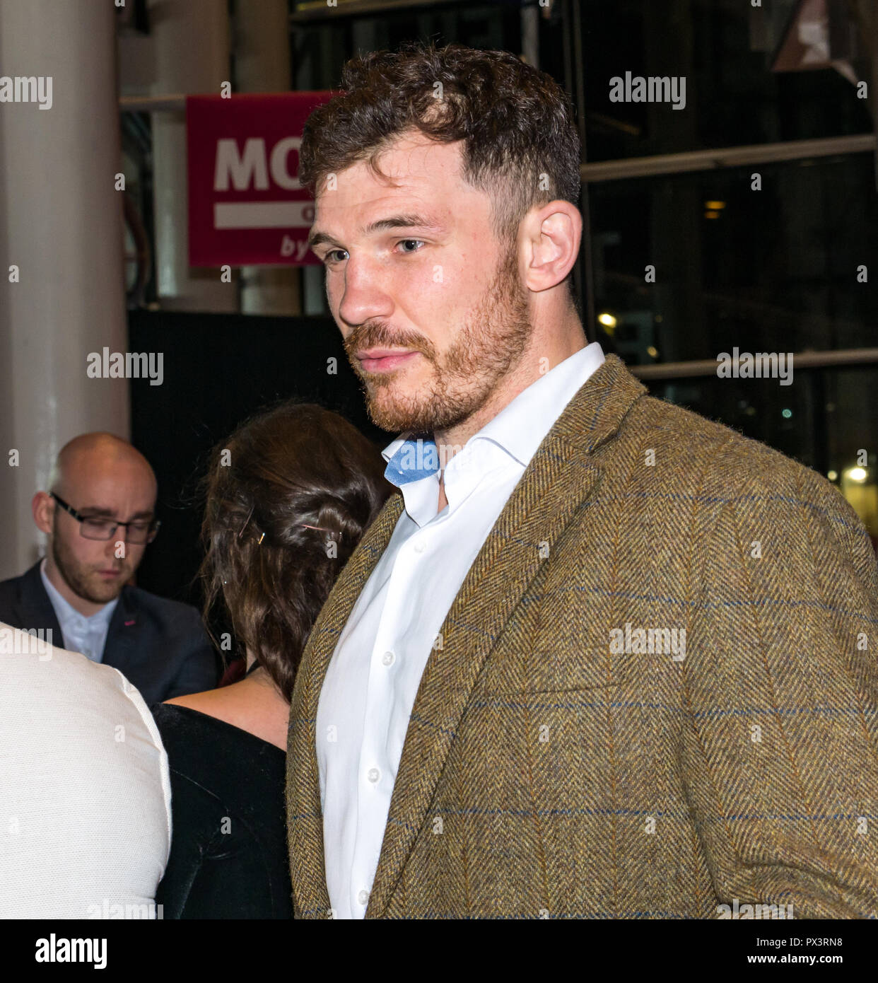 Vue Omni, Leith Walk, Edinburgh, Scotland, United Kingdom, 19th October 2018. Stars attend the Scottish premiere of Netflix Outlaw King. The red carpet is laid out the for the cast and team producing Netflix’s latest blockbuster film, Outlaw King. Tim Swinson, Glasgow Warriors rugby player and Scottish rugby team player Stock Photo