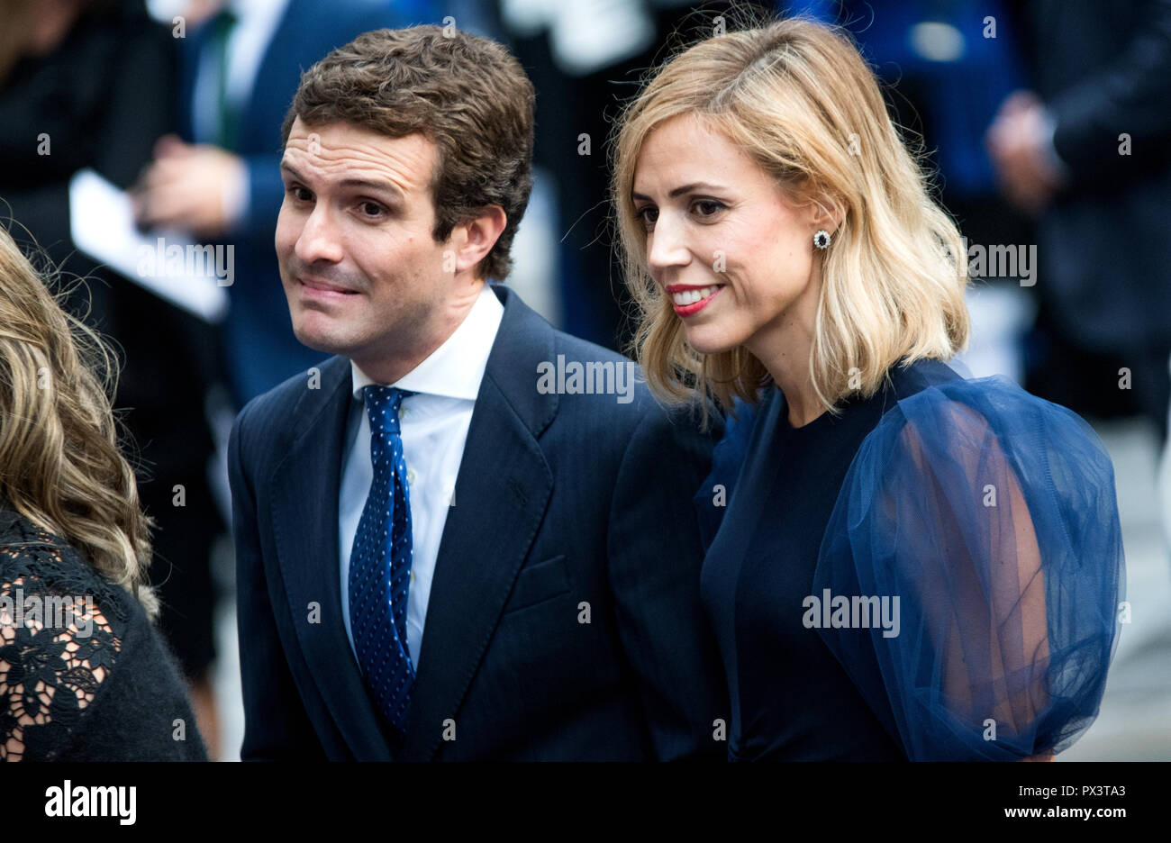 Oviedo, Spain. 19th October, 2018. Spanish politic and leader of the People's Party (PP), Pablo Casado, and his wife arrive to the ceremony of Princess of Asturias Awards at Campoamor Theatre on October 19, 2018 in Oviedo, Spain. ©David Gato/Alamy Live News Stock Photo
