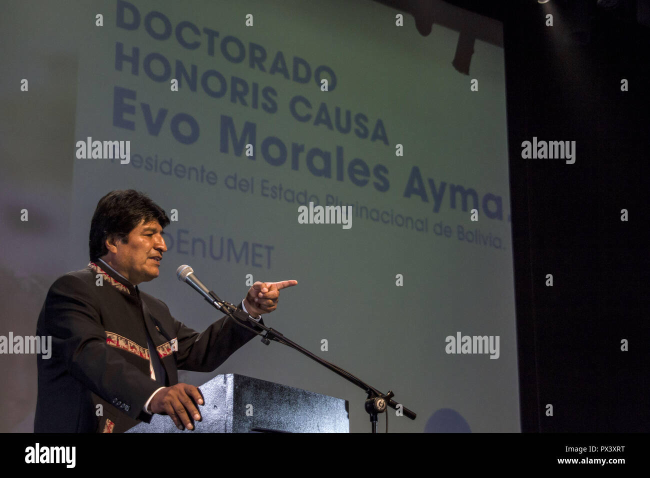 Buenos Aires, Federal Capital, Argentina. 19th Oct, 2018. The president of Bolivia, Evo Morales, was distinguished with the Doctorate Honoris Causa at the Metropolitan University for Education and Labor (UMET). The house of studies of the workers of the union of building managers recognized the trajectory and the actions of the Bolivian leader in the promotion of education and social inclusion as an equalizing factor. Credit: Roberto Almeida Aveledo/ZUMA Wire/Alamy Live News Stock Photo