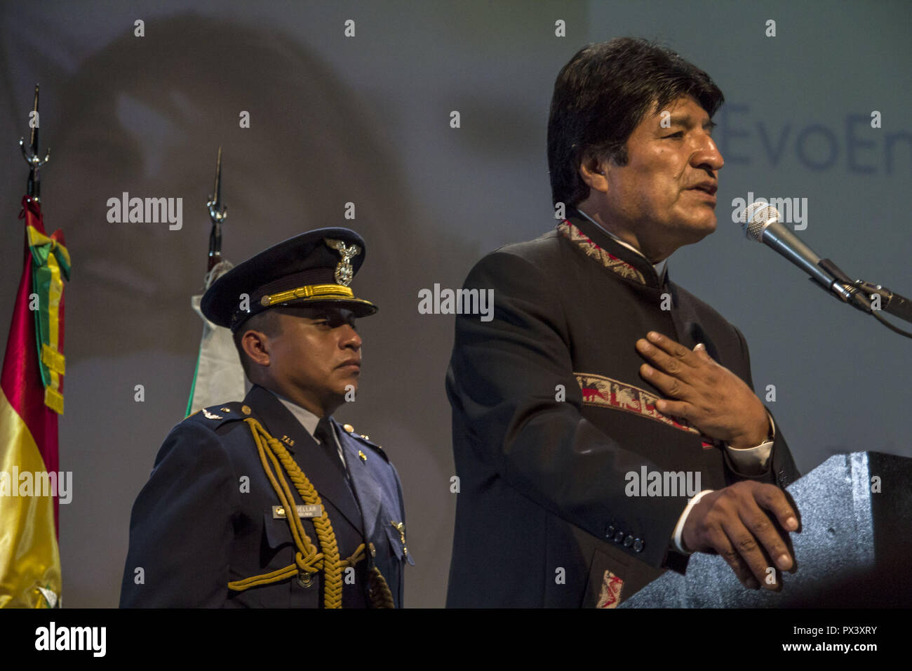 Buenos Aires, Federal Capital, Argentina. 19th Oct, 2018. The president of Bolivia, Evo Morales, was distinguished with the Doctorate Honoris Causa at the Metropolitan University for Education and Labor (UMET). The house of studies of the workers of the union of building managers recognized the trajectory and the actions of the Bolivian leader in the promotion of education and social inclusion as an equalizing factor. Credit: Roberto Almeida Aveledo/ZUMA Wire/Alamy Live News Stock Photo