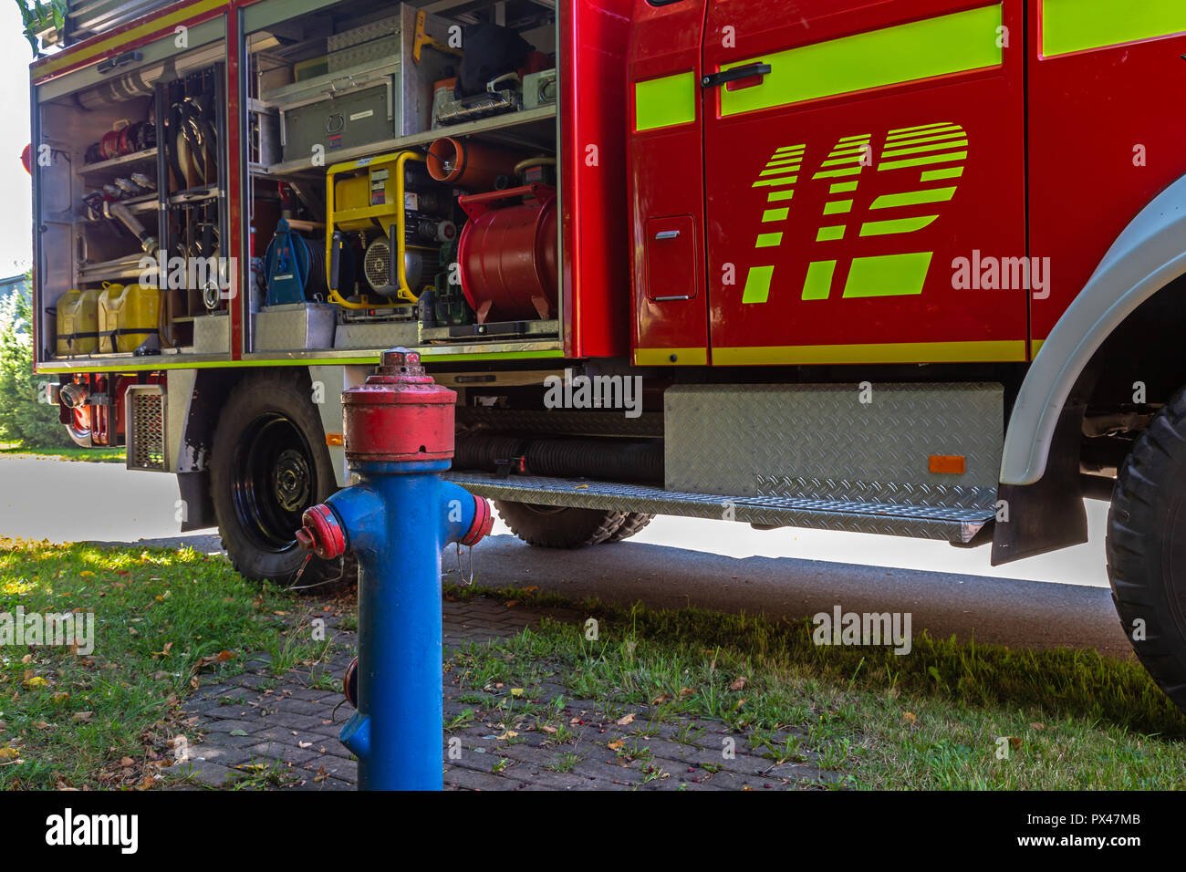 Fire hose hydrant truck hi-res stock photography and images - Alamy