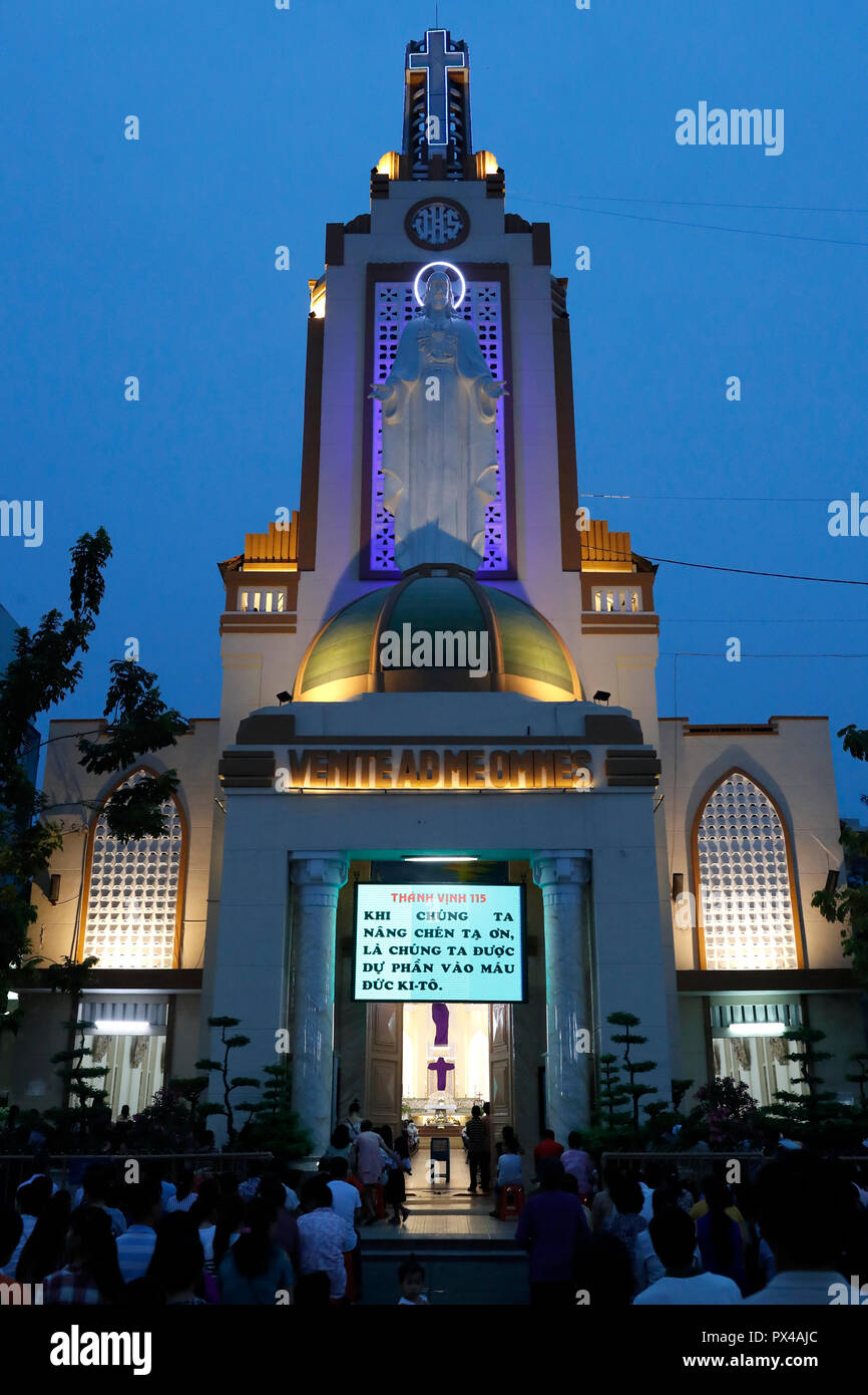 Gia Dinh Church. Holy Week. Catholic mass.  Ho Chi Minh City. Vietnam. Stock Photo