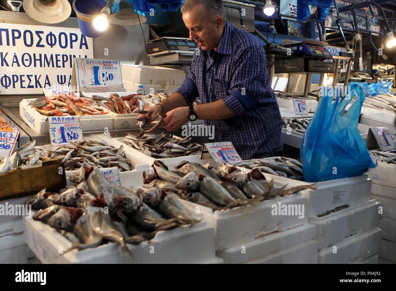 Fish market in the center of Athens Stock Photo Alamy