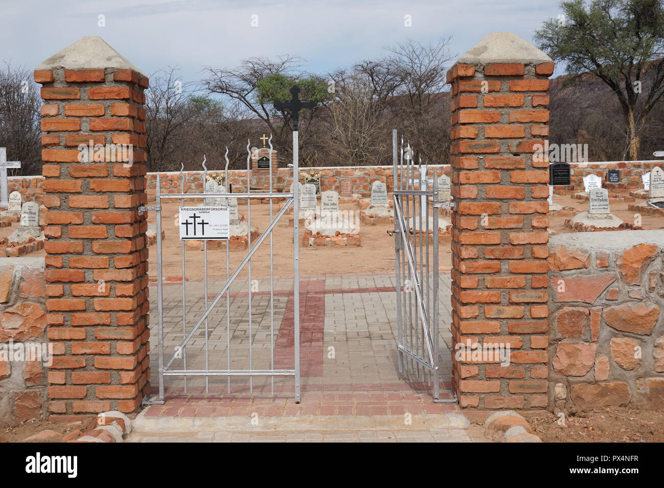 Eingang, Deutscher Soldatenfriedhof von 1904, Waterberg Plateau, Otjozondjupa Region, Republik Namibia, Afrika Stock Photo