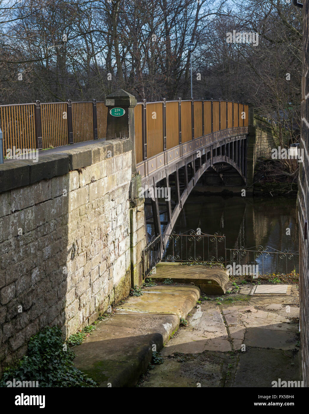 Newlay Bridge in Horsforth, Leeds, West Yorkshire Stock Photo Alamy