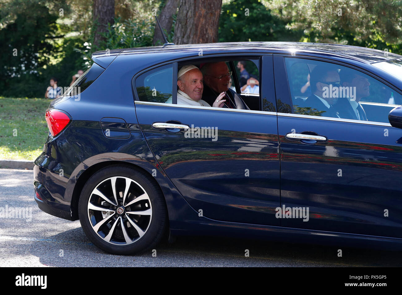 Pope Francis sits in a car as he arrives at  the World Council of Churches (WWC) in Geneva, on June 21, 2018.  Switzerland. Stock Photo
