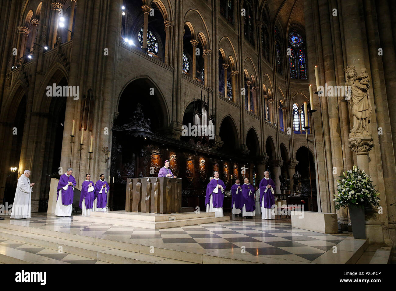 Ash wednesday celebration at Notre Dame cathedral, Paris, France. Prayer to Mary. Stock Photo