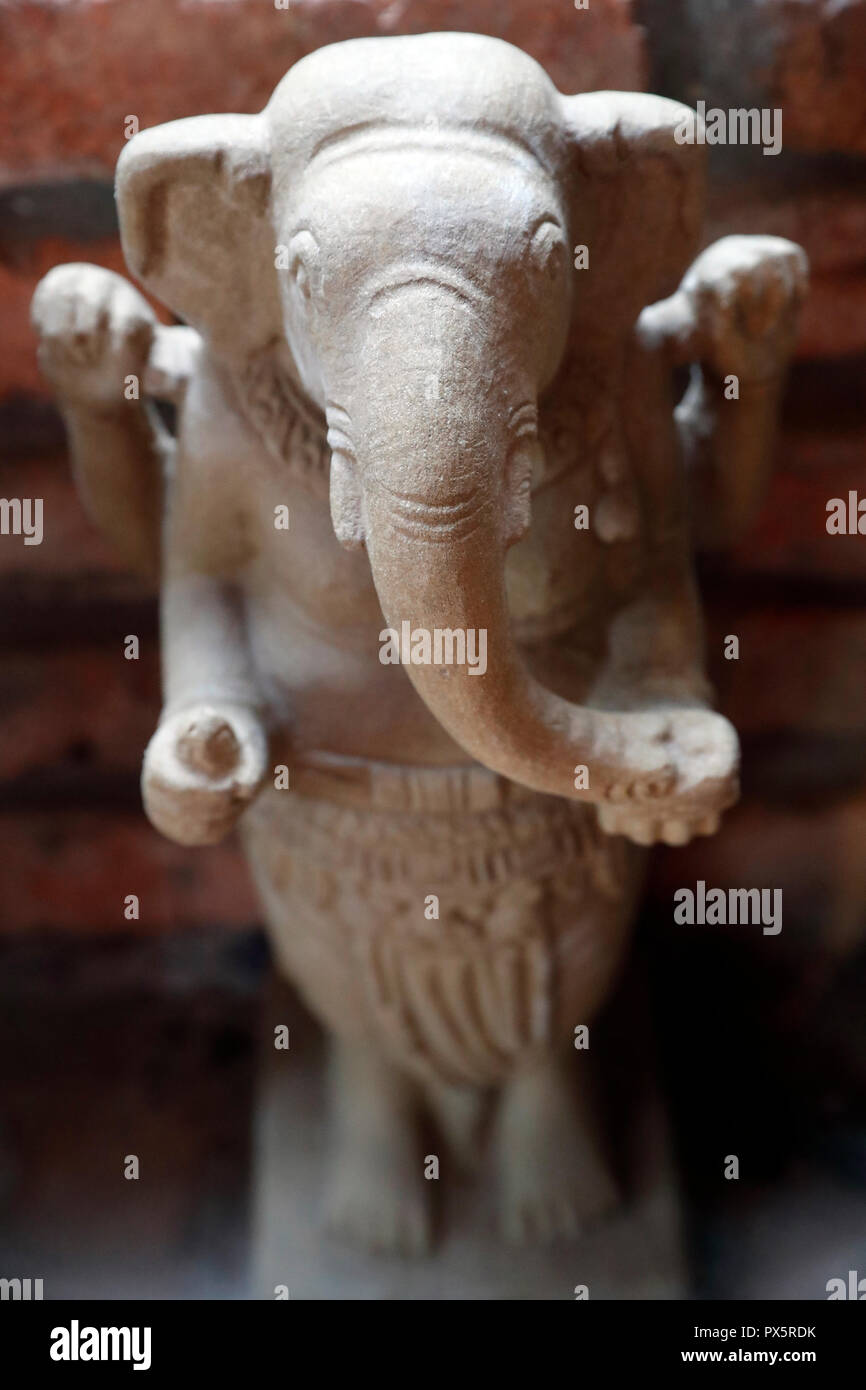 Elephant headed hires stock photography and images Alamy