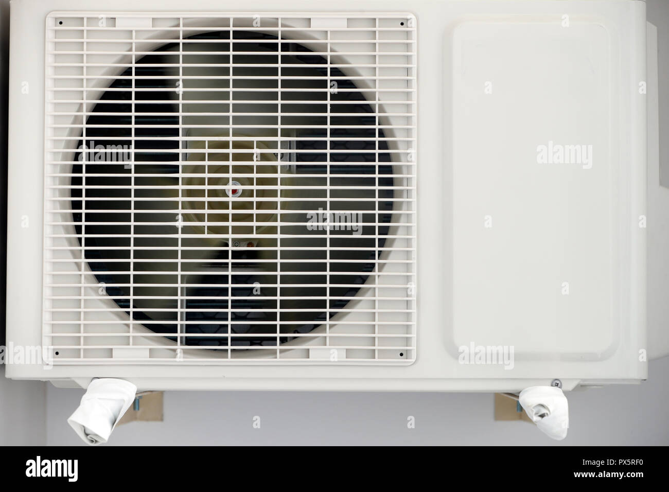Air Conditioner High Resolution Stock Photography and Images Alamy