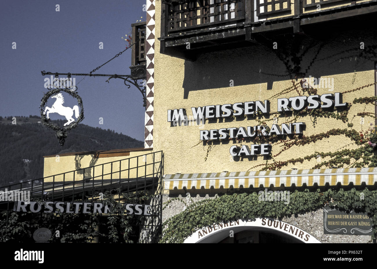 City St. Wolfgang, restaurant and hotel Weisses Rössel, Austria, Salzburg, Salzkammergut, St. Wolfgang Stock Photo