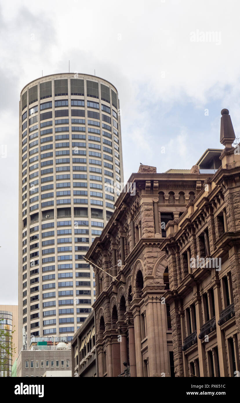 Contrasting architectural styles of Harry Seidler's Australia Square