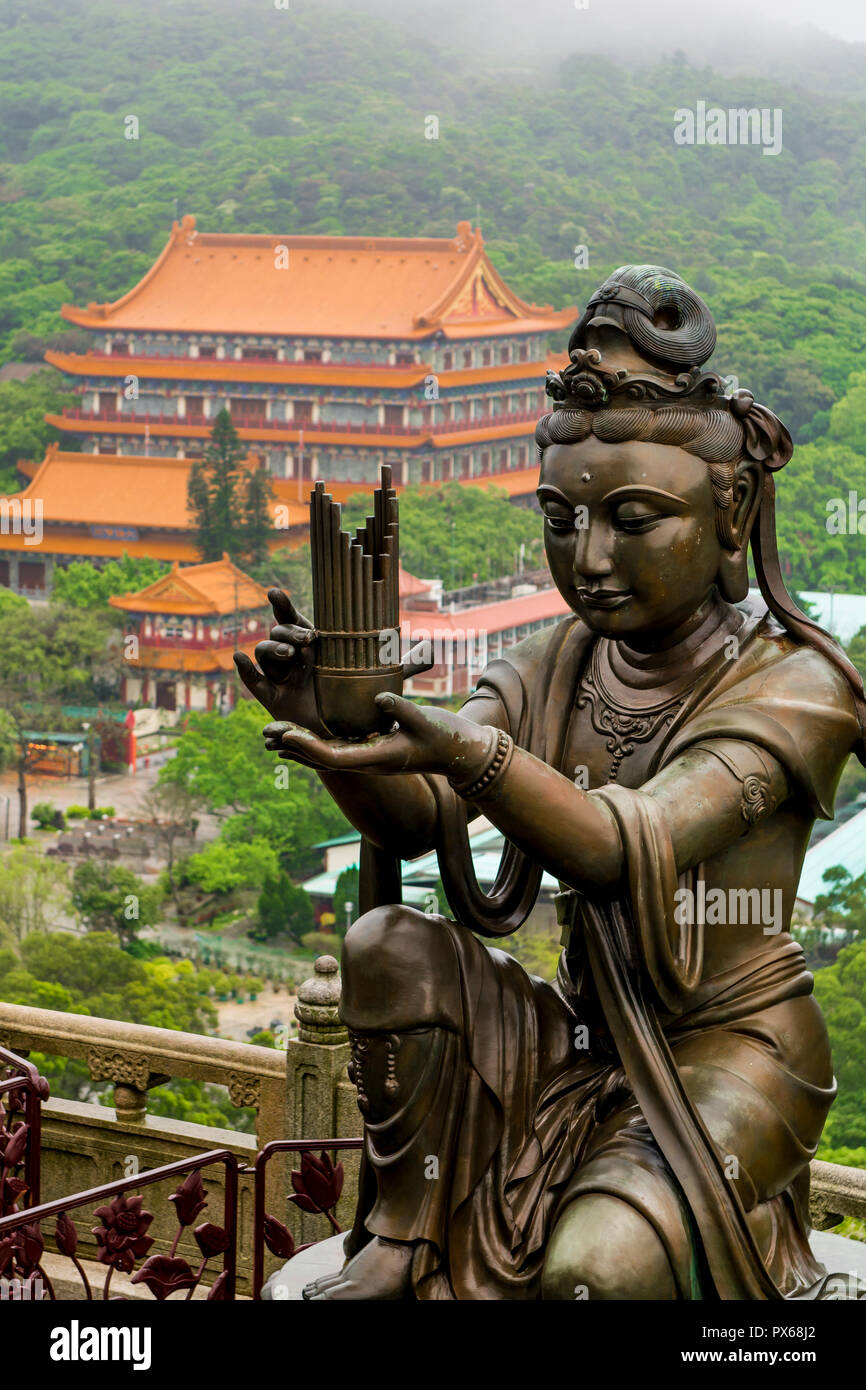 Tian Tan (Alter of heaven) The Big Buddha and Po Lin Monastery, Lantau ...