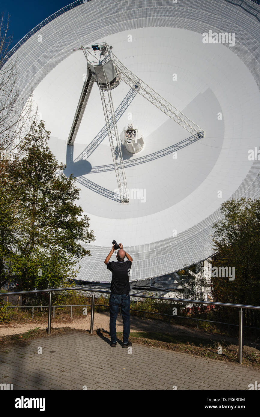 Effelsberg, Ahr Hills, rhineland-Palatinate Germany  10-18-2018. Wih a diameter of 100 m (300 feet) the radio telescope of Effelsberg was till 2000 th Stock Photo