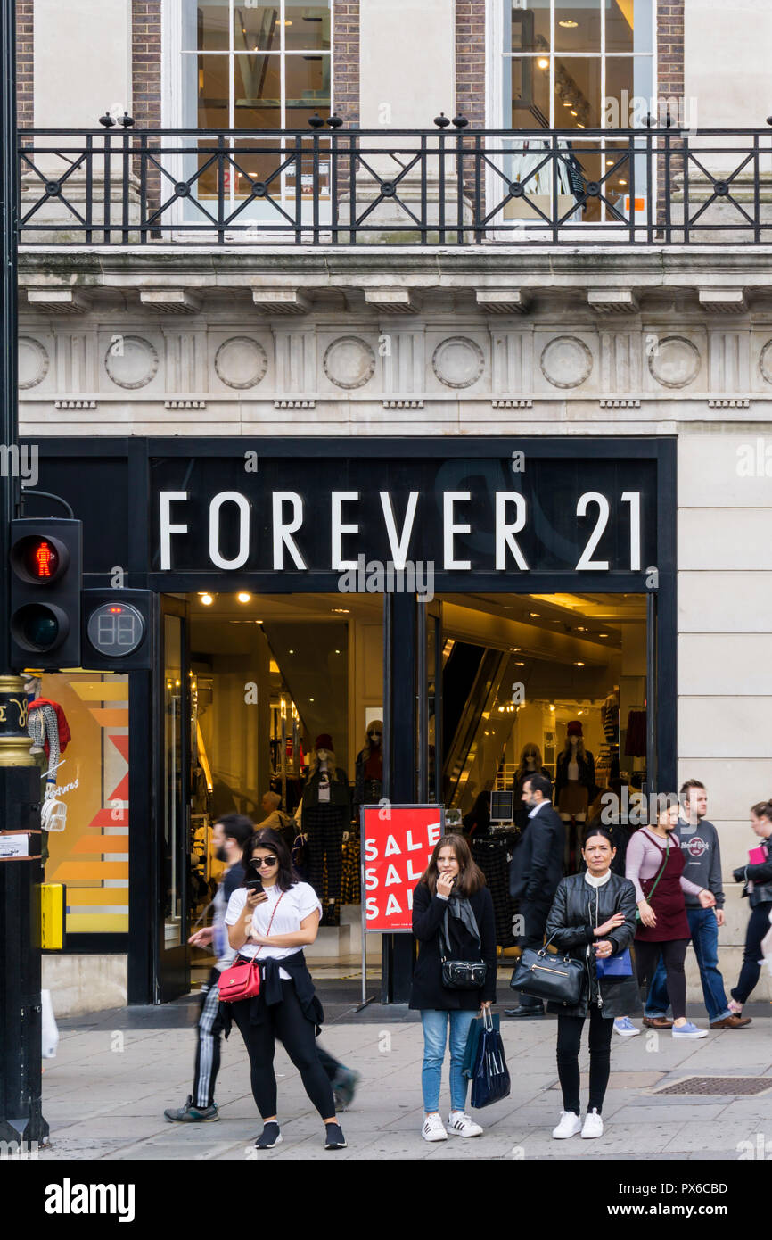 FOREVER 21, is a Californian fast fashion retailer. Shown is shop in Oxford Street, London. Stock Photo