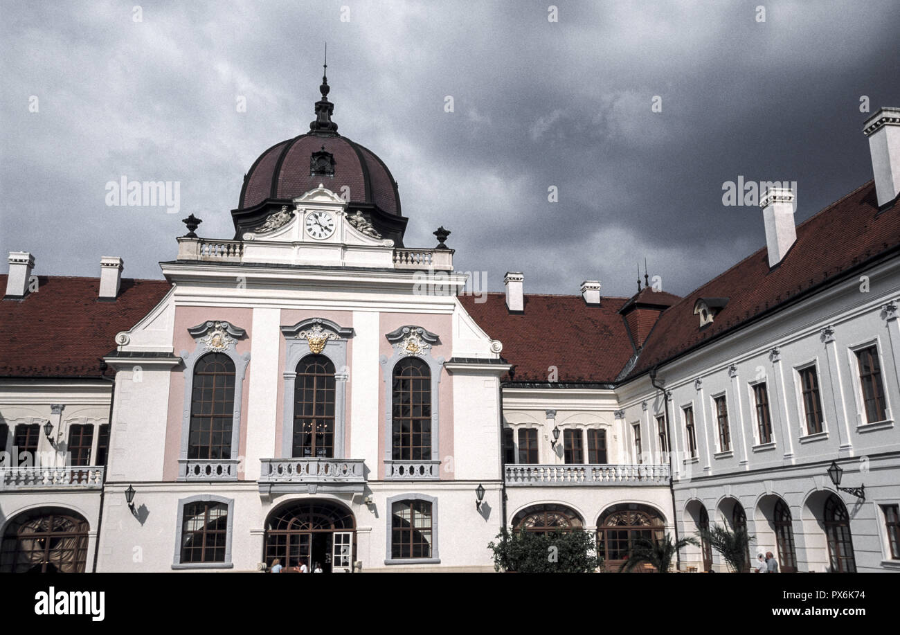 castle-of-goedele-hungary-budapest-area-goedele-stock-photo-alamy