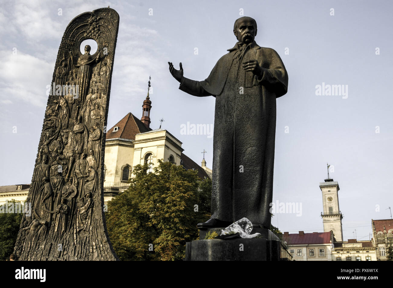 Lviv, Taras Schewtschenko, Sevcenko monument, ukrainian poet, Ukraine ...