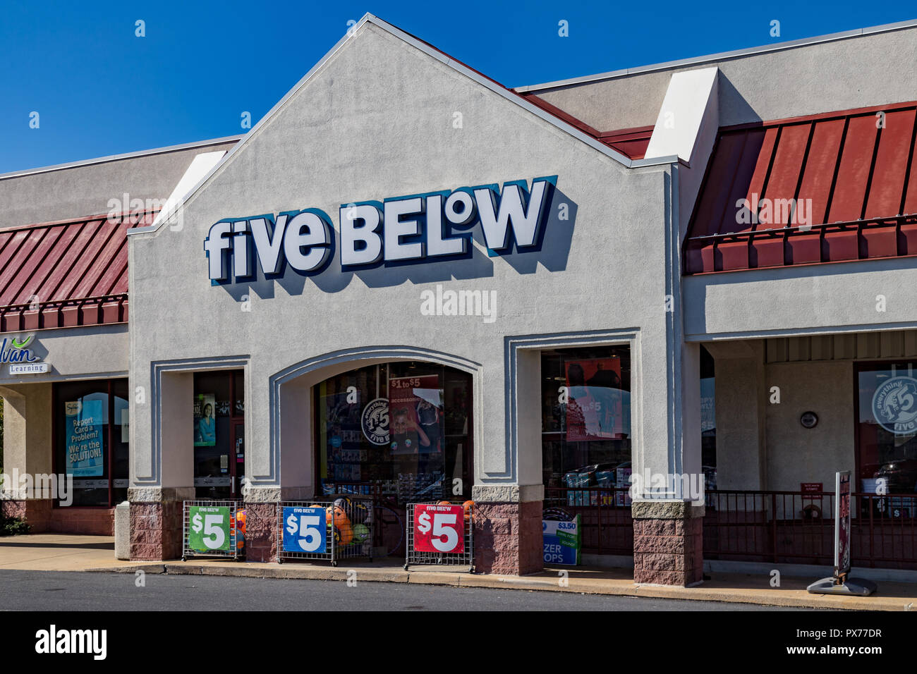 Lancaster, PA, USA - October 18, 2018:  Five Below is an American publicly held chain of discount stores with over 600 locations that sells products t Stock Photo