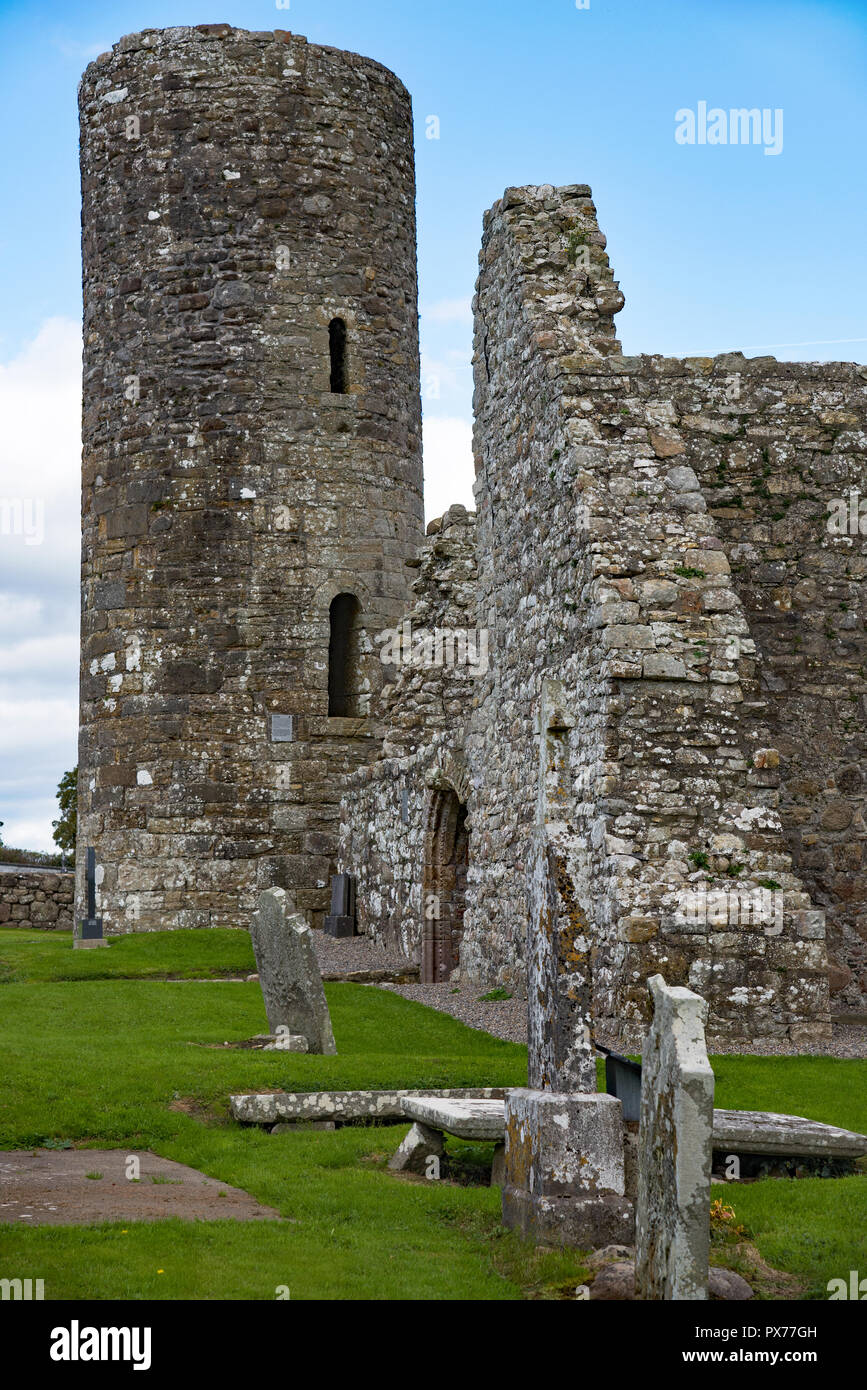Drumlane Abbey and round tower, Milltown, co, Cavan, Ireland Stock Photo