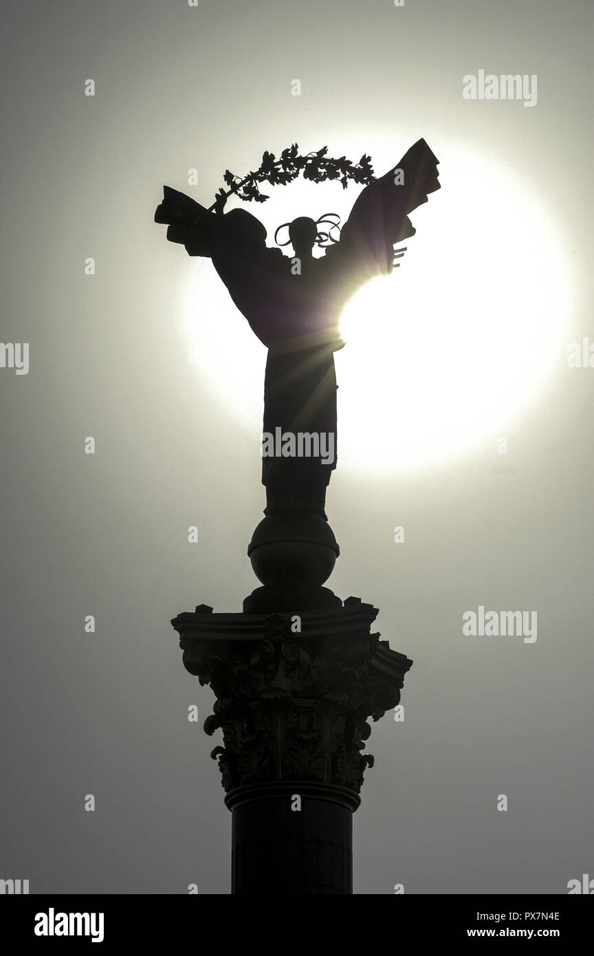 Kiev statue of liberty hires stock photography and images Alamy