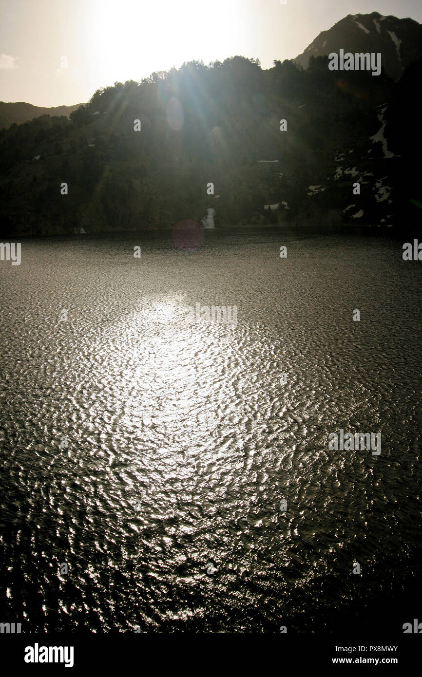 Estany major de Colomers. Aiguestortes National Park. Pyrenees, Spain Stock Photo