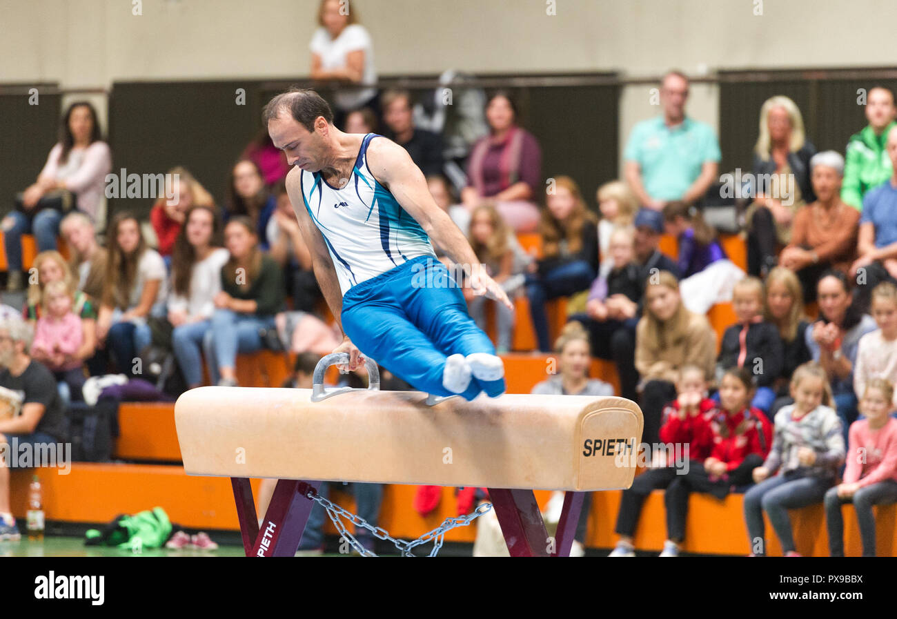 Lazar Bratan (Groetzingen). GES / Gymnastics / TSV Groetzingen - TG Saar, 20.10.2018 - | usage worldwide Stock Photo