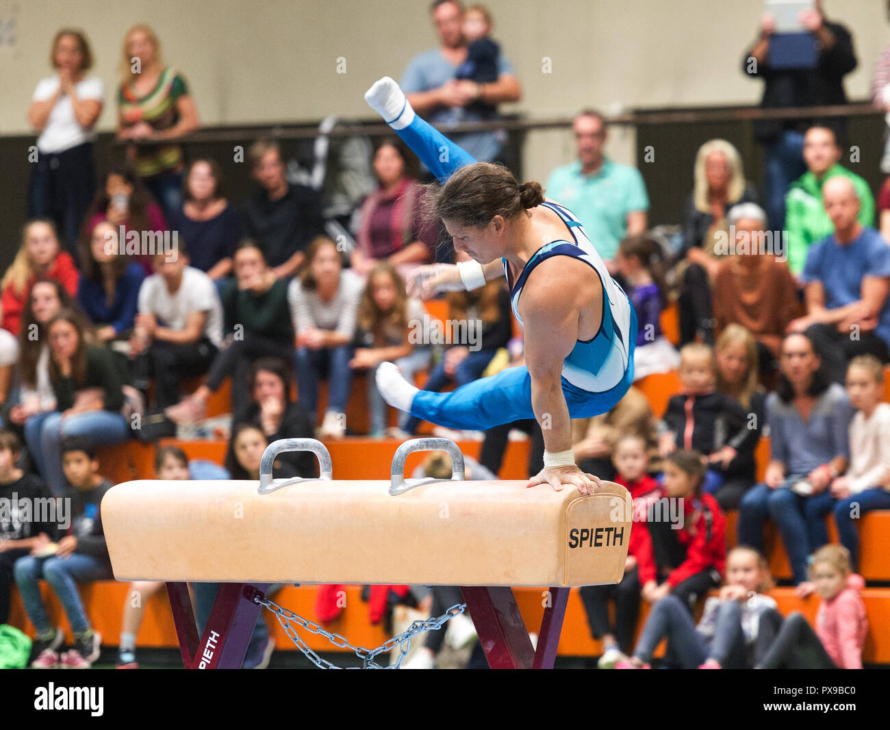 Jens Rudat (Groetzingen). GES / Gymnastics / TSV Groetzingen - TG Saar, 20.10.2018 - | usage worldwide Stock Photo