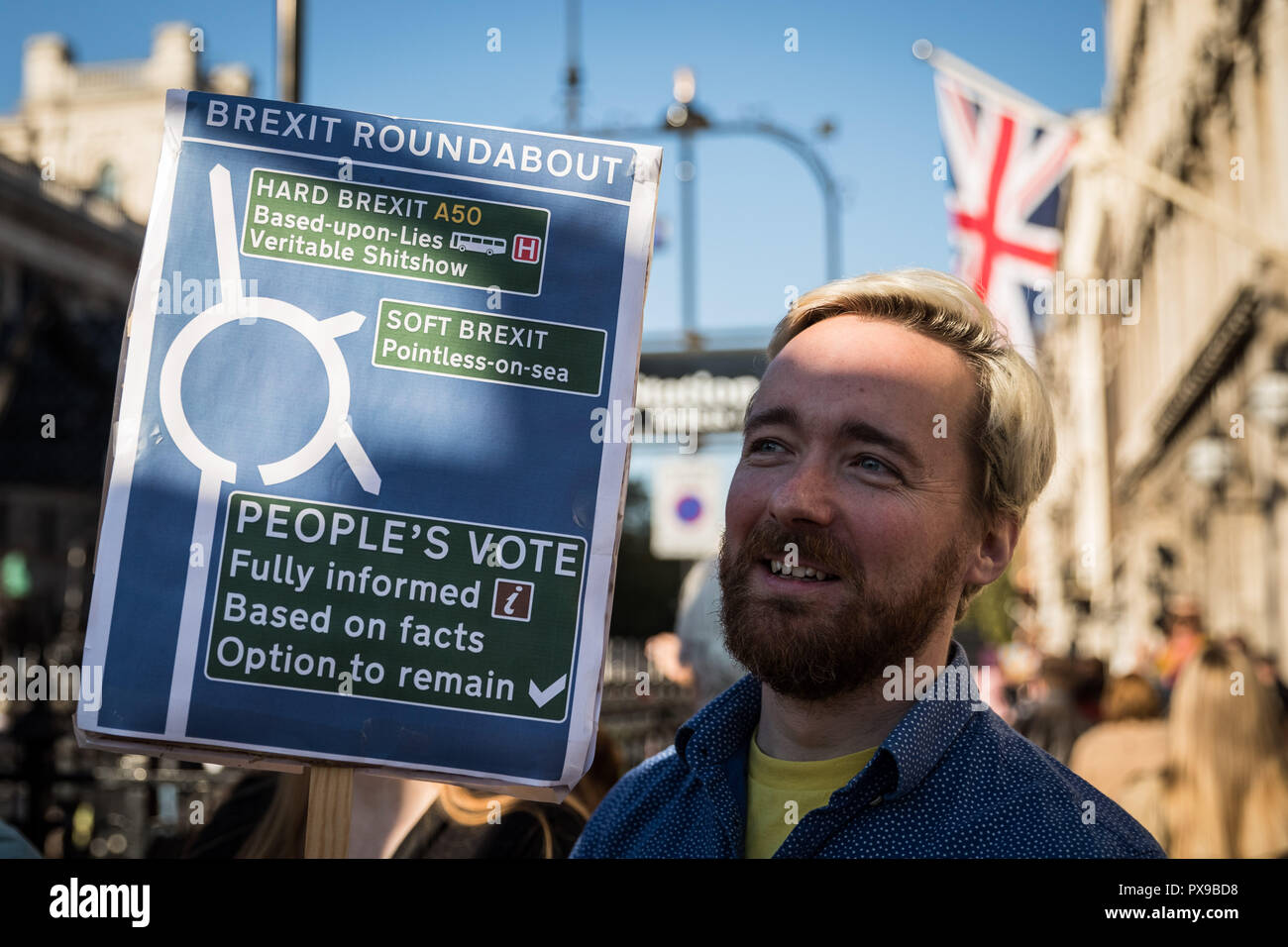 London, UK. 20th October, 2018. People’s Vote March. Hundreds of thousands take part in the People’s Vote March for the Future to demand a vote on the final Brexit deal. Credit: Guy Corbishley / Alamy Live News Stock Photo