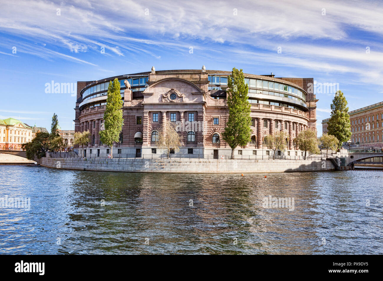 16 September 2018: Stockholm, Seden - The Riksdaghuset, or Parliament Building, on a sunny autumn weekend. Stock Photo