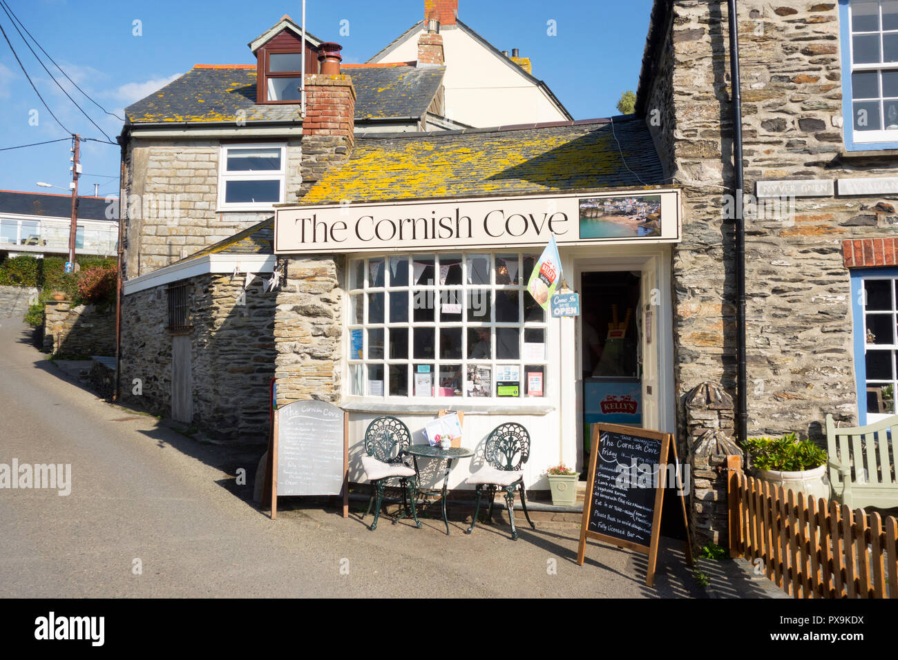 The Cornish Cove cafe and restaurant in Port Isaac Cornwall UK Stock