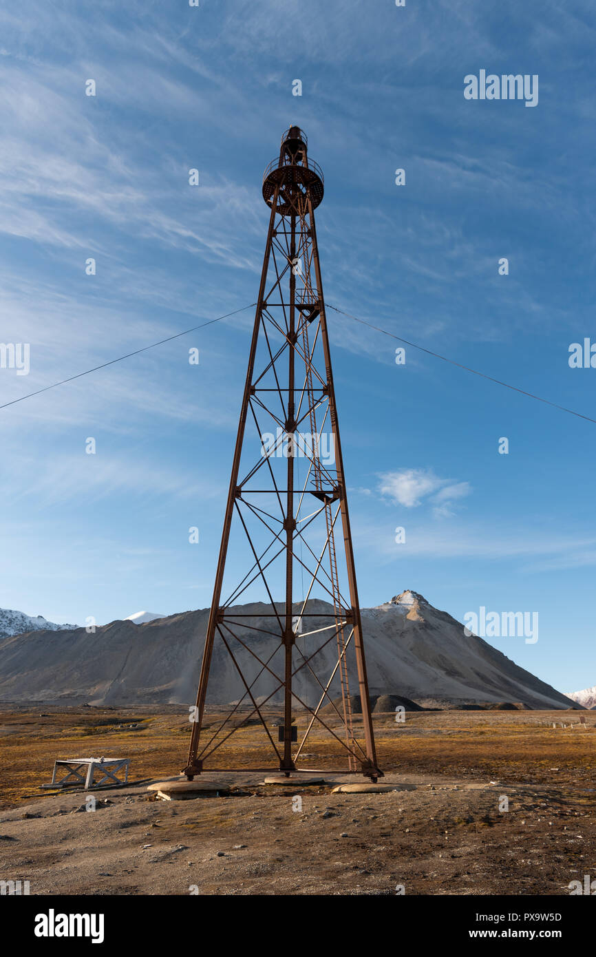Old airship mast to anchor for the airship Norge by Umberto Nobile, North Pole expedition by Roald Amundsen, Ny-Ålesund Stock Photo