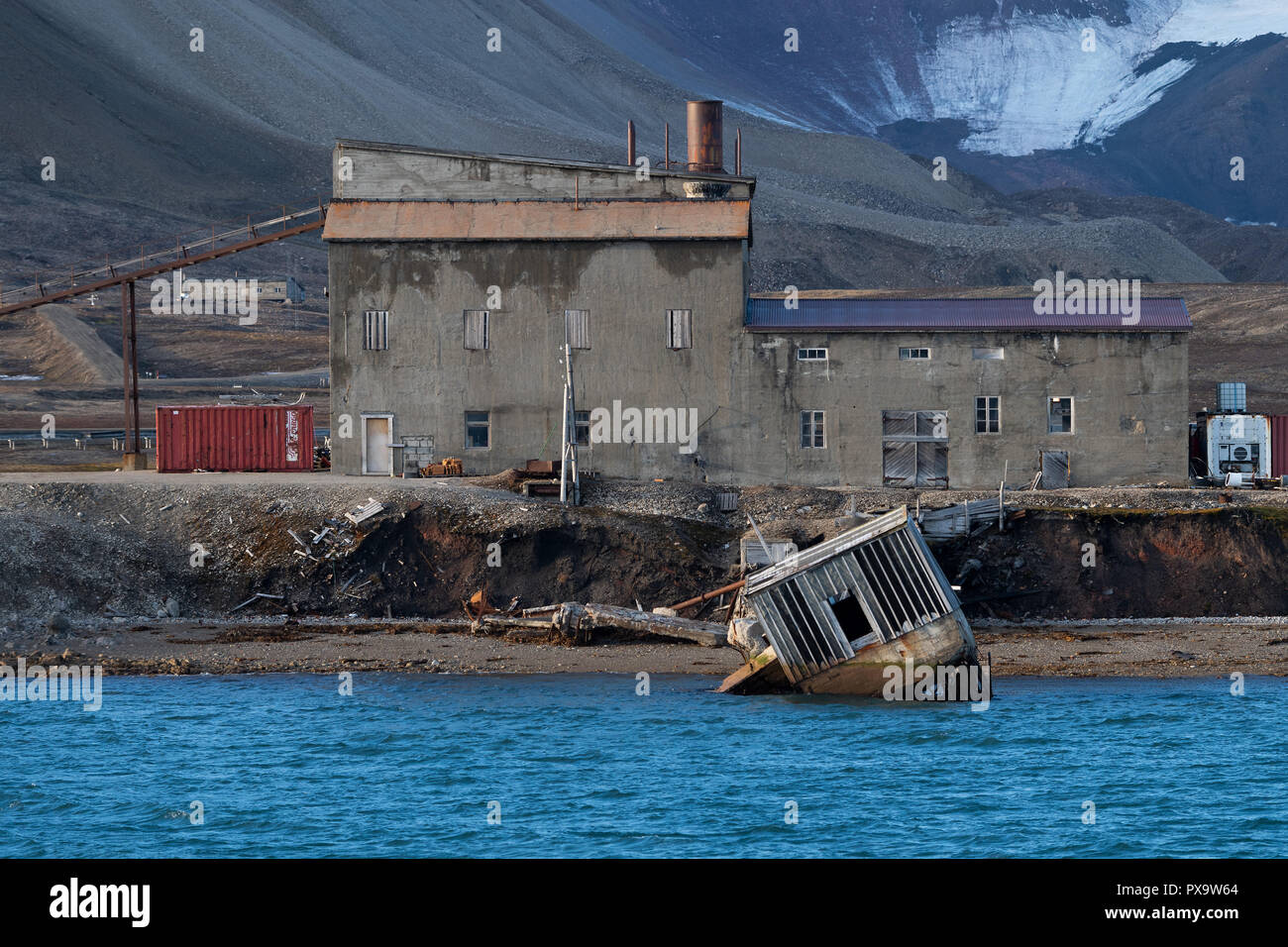 Decayed building from the time of coal mining, Ny-Ålesund, Spitsbergen Island, Spitsbergen Archipelago, Svalbard and Jan Mayen Stock Photo