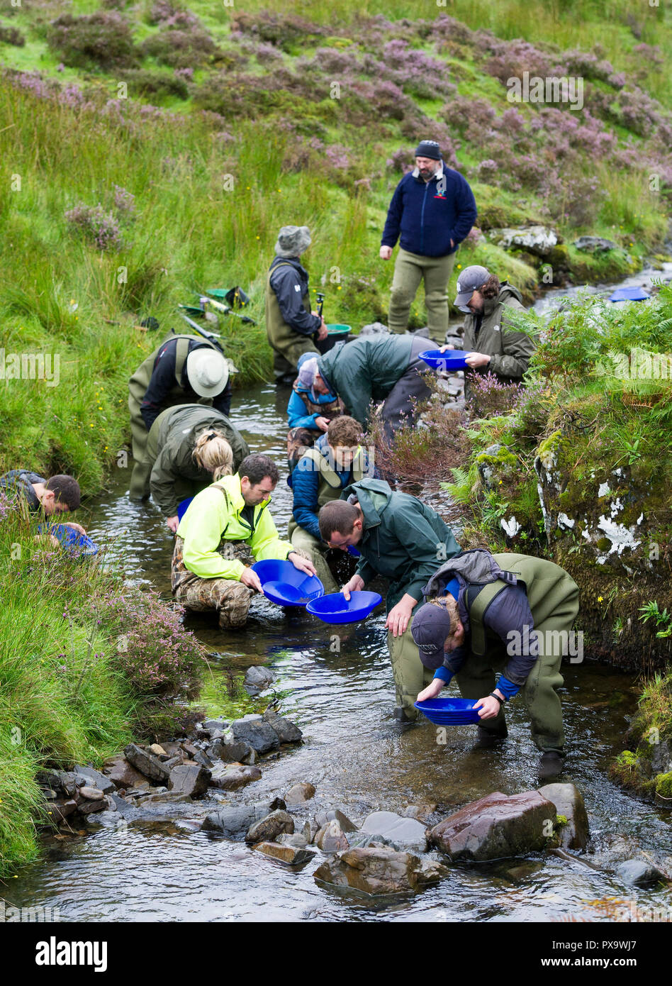Prospecting for gold scotland hires stock photography and images Alamy